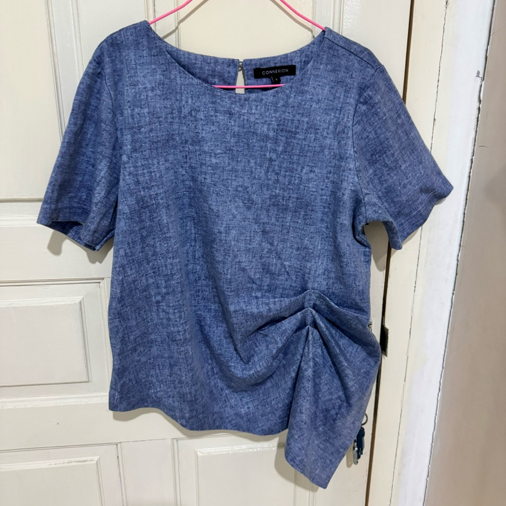 Preloved Connexion Atasan Wanita / Preloved Connexion Blouse Wanita