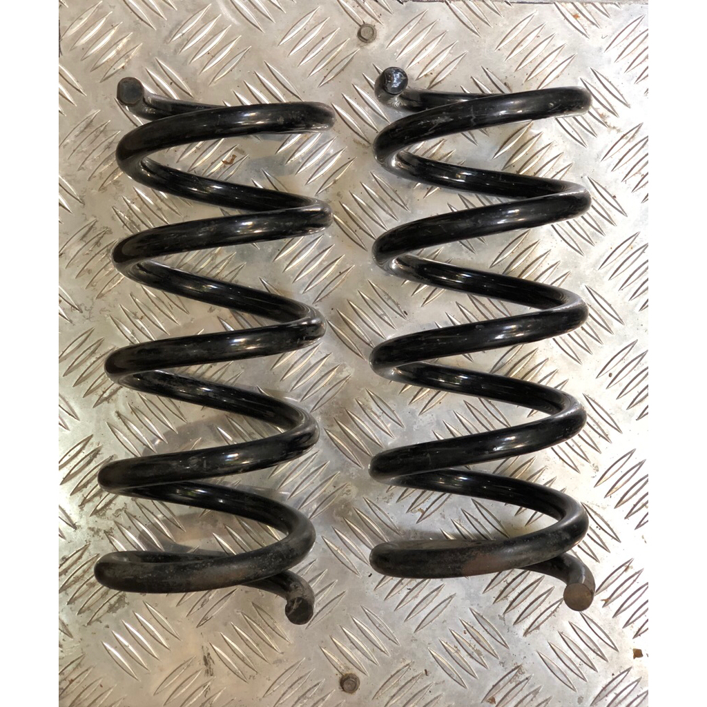 Per Depan Ceper Mercy W202 (sepasang)