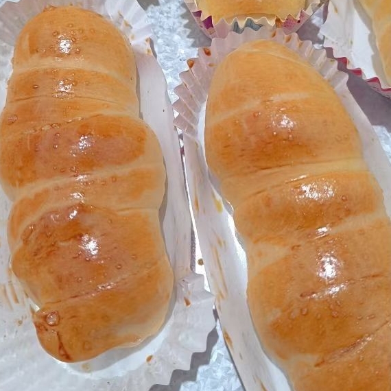 

Roti isi Abon Sapi by Jadoel Bakery Singkawang