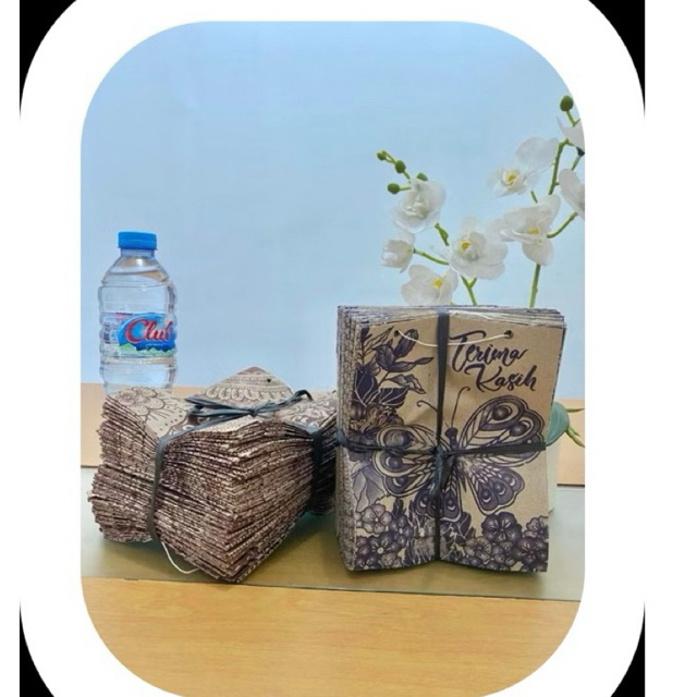 

TAS KUE/SNACK. PAPERBAG MOTIF 50 PCS. uk 17x21x5. PAPER BAG PESTA.