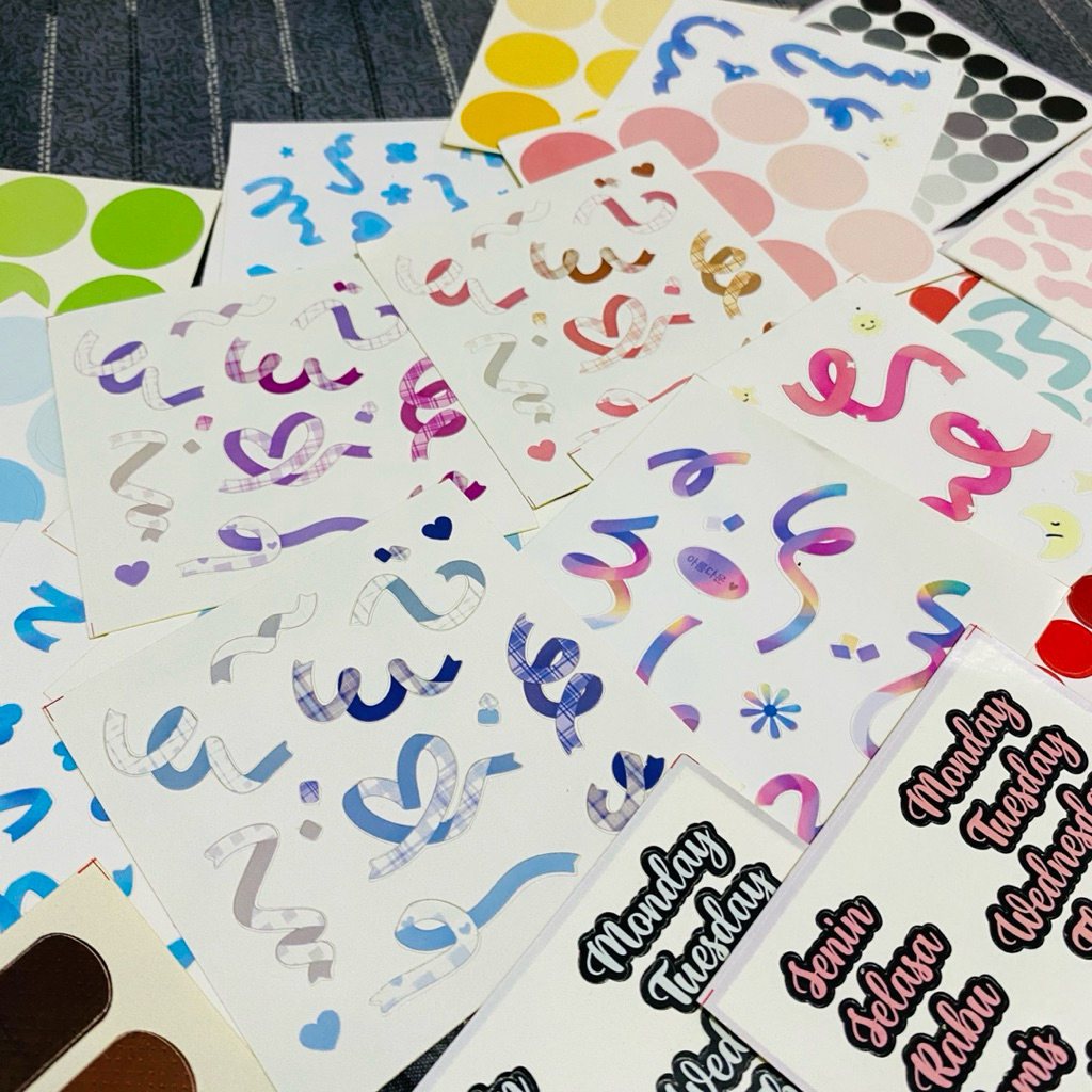 

Stiker Aesthetic Confetti, Dot, Spiral Tape, Hari-Hari – Untuk Jurnal & Planner