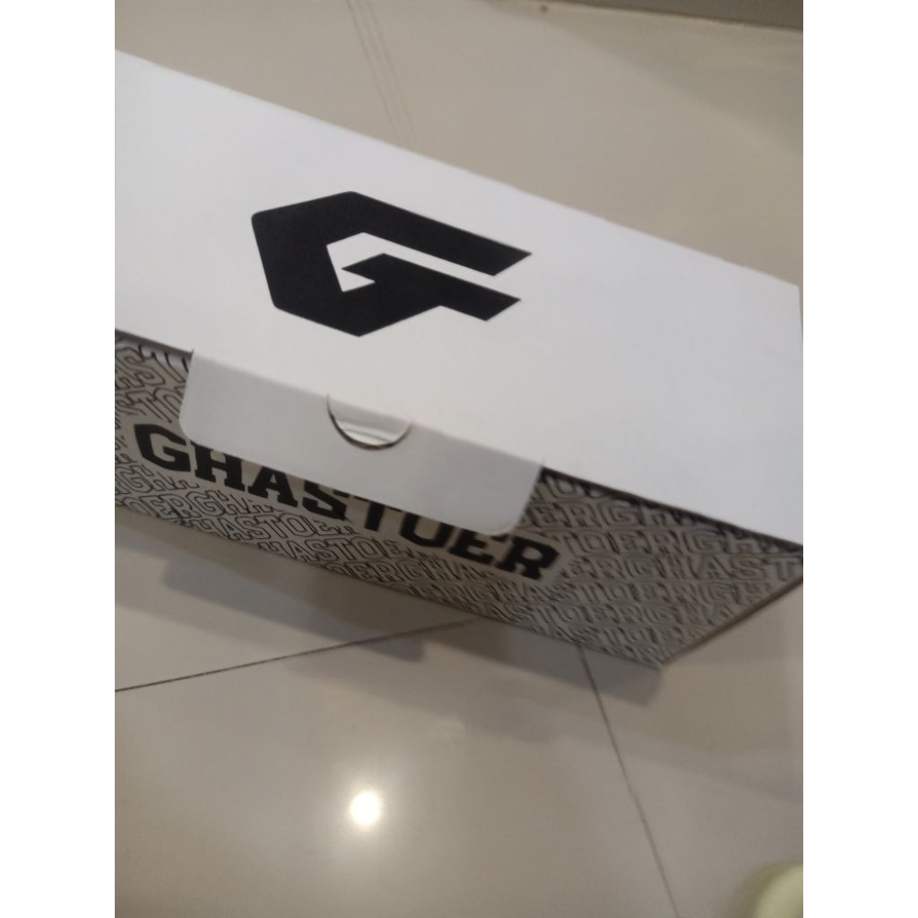 

kardusberkualiatasbisakostum