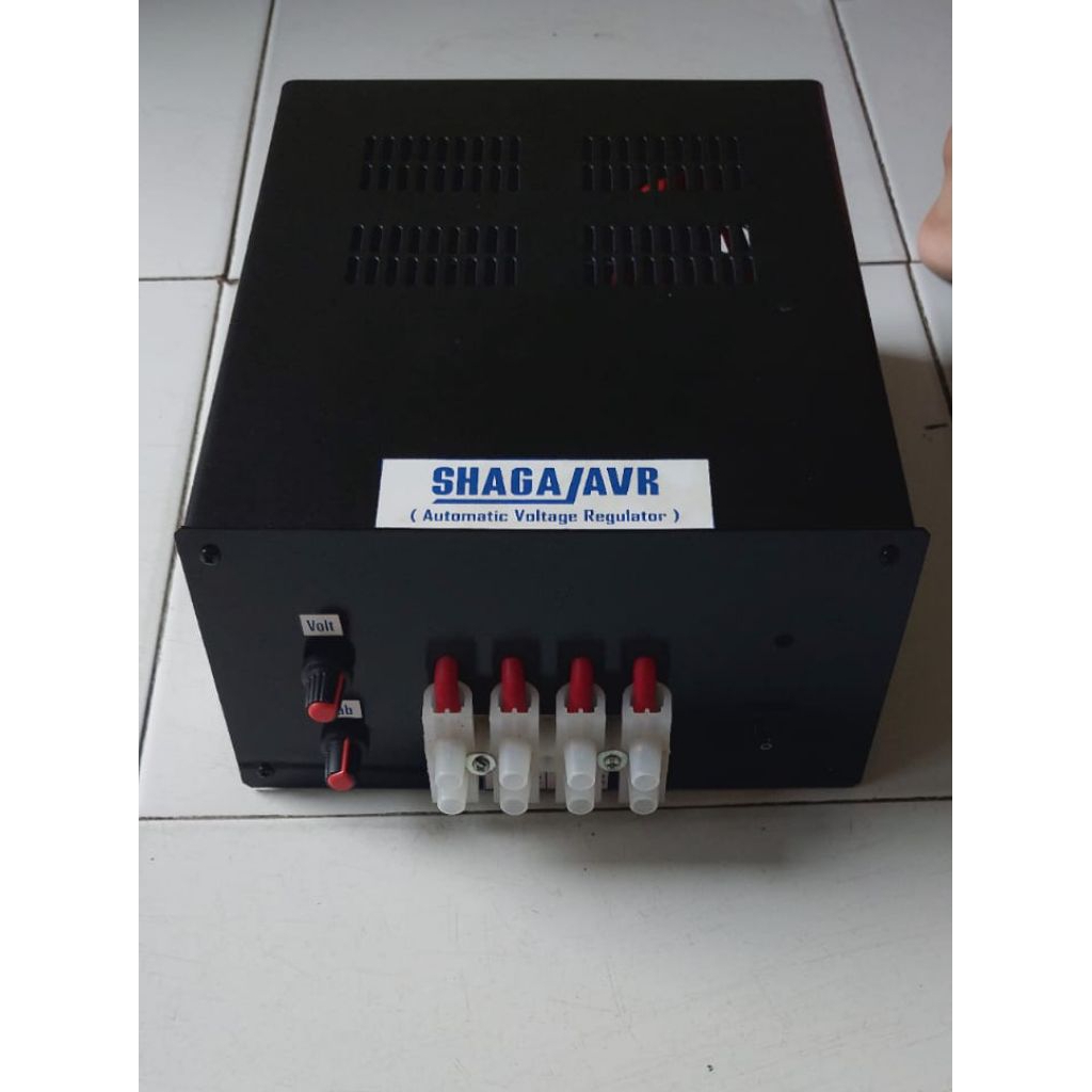 AVR GENERATOR UNIVERSAL 100A. 80A. 40A.