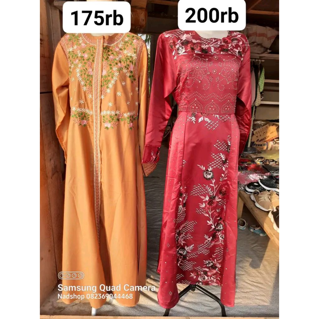 Gamis Mewah Bordir dan Bunga Tempel