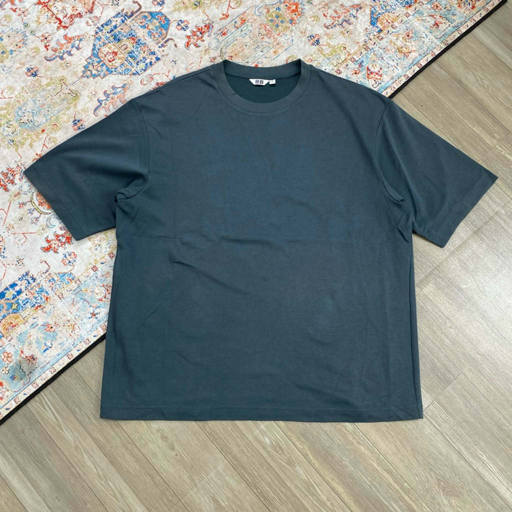 KAOS UNIQLO U AIRISM BASIC