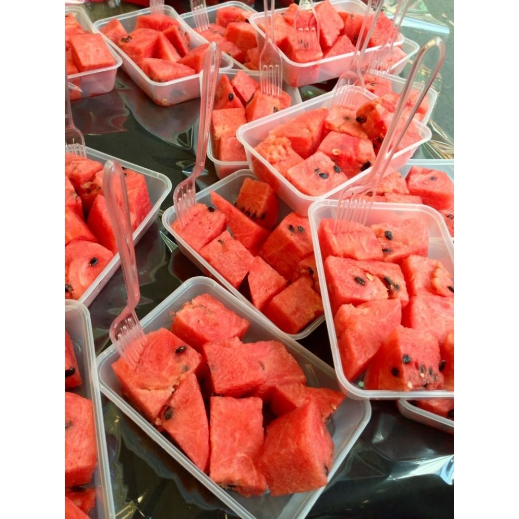 

IRISAN BUAH SEGAR / BUAH POTONG FRESH / FRESH FRUIT SURABAYA