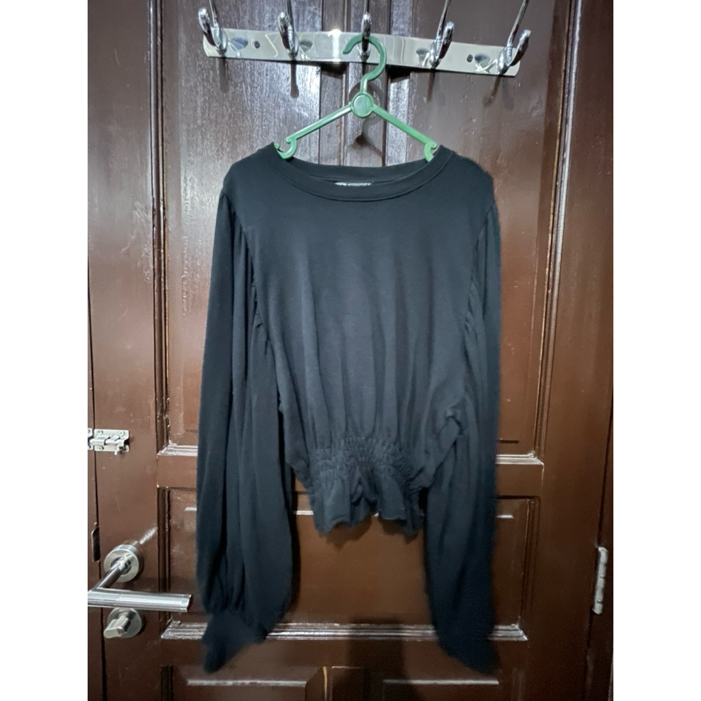 Zara Black Crop Sweater - Preloved