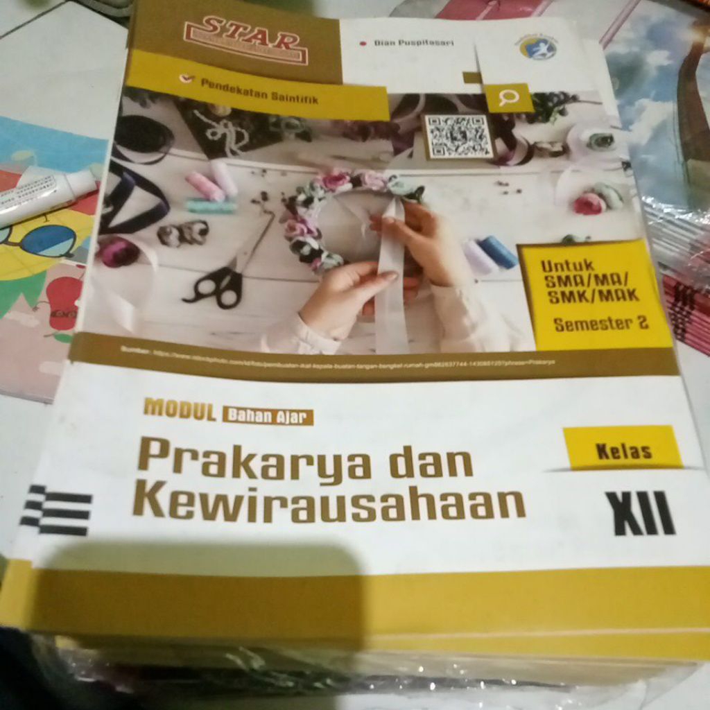 buku LKS prakarya dan kewirausahaan kelas 12,30bukux2000