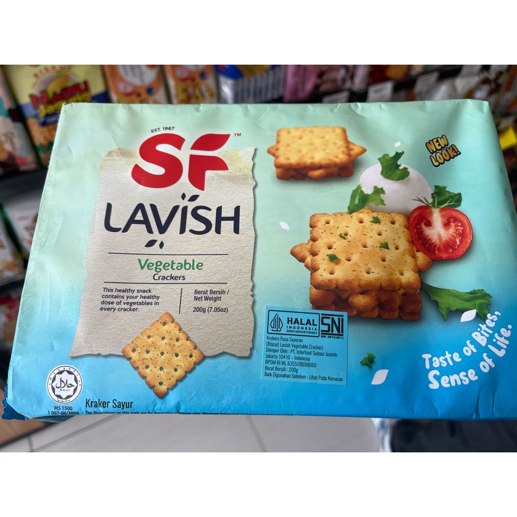 

SHOON FATTLAVISH VEGETABLE CRACKERS 200 GR / BISKUIT DENGAN VARIAN SAYURAN