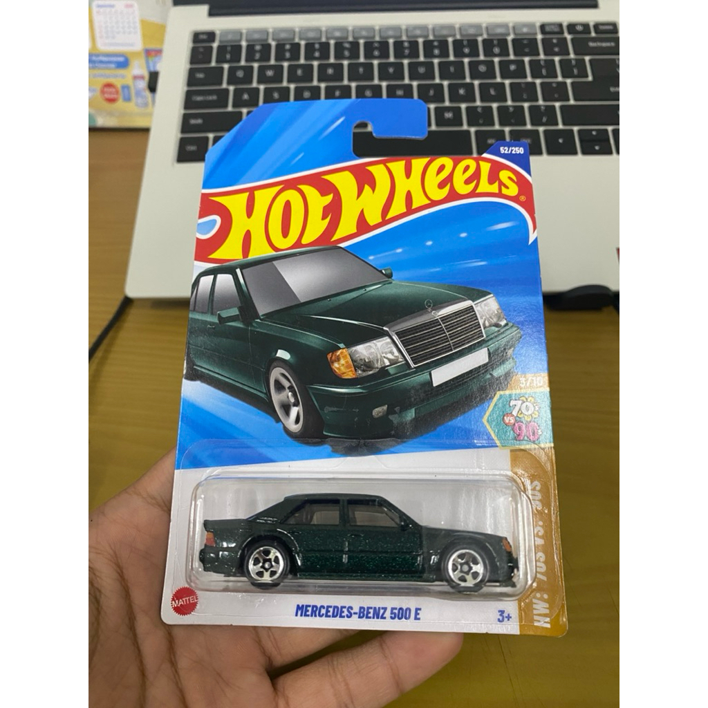 Hot Wheels Mercedes Benz 500 E - HW: 70s VS 90s - Haha Selling