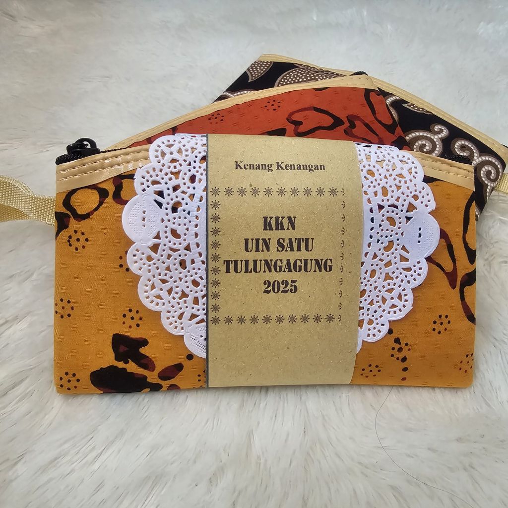 READY PAKET 50 PCS SOUVENIR PERNIKAHAN POUCH DOMPET BATIK SOLO 17x10 CM