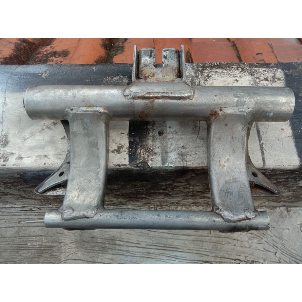 mounting arm vario 125/150 led old