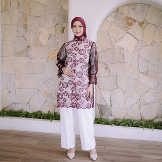 Delova Wardrobe - REYNA BLOUSE Brukat Prada Brukat Vintage Bordir Premium Outfit Atasan Wanita Outer Rompi Vest Tali Renda Atasan Luaran Baju Pakaian Brukat Tali Tulle Tile Lace Premium Tile Brokat Viral Lebaran Raya Kebaya Kondangan Kekinian Simple