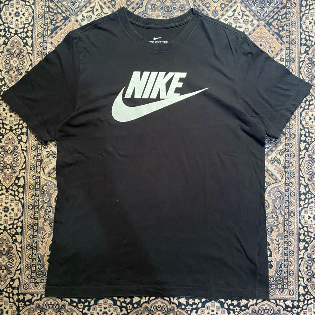 kaos nike big logo