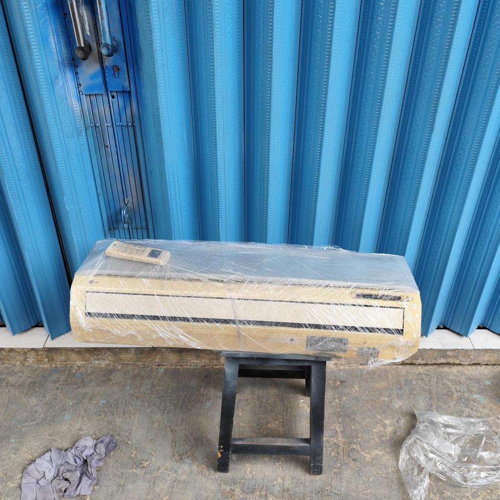 AC BEKAS BERKUALITAS 0,5PK SET OUTDOOR INDOOR