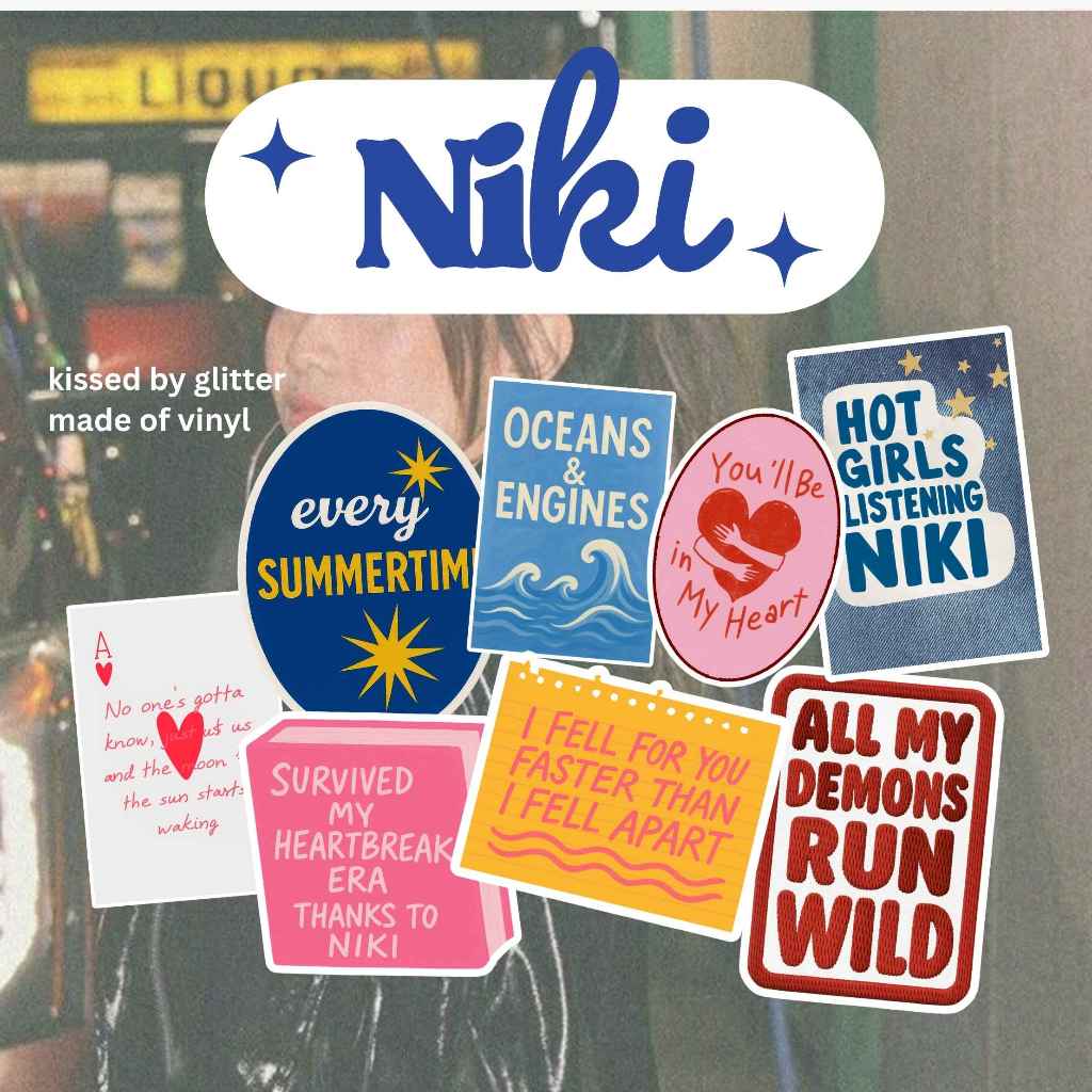 

Stiker Vinyl NIKI Zefanya – 1 Set Isi 8, Glitter, Tahan Air, Ukuran 6cm
