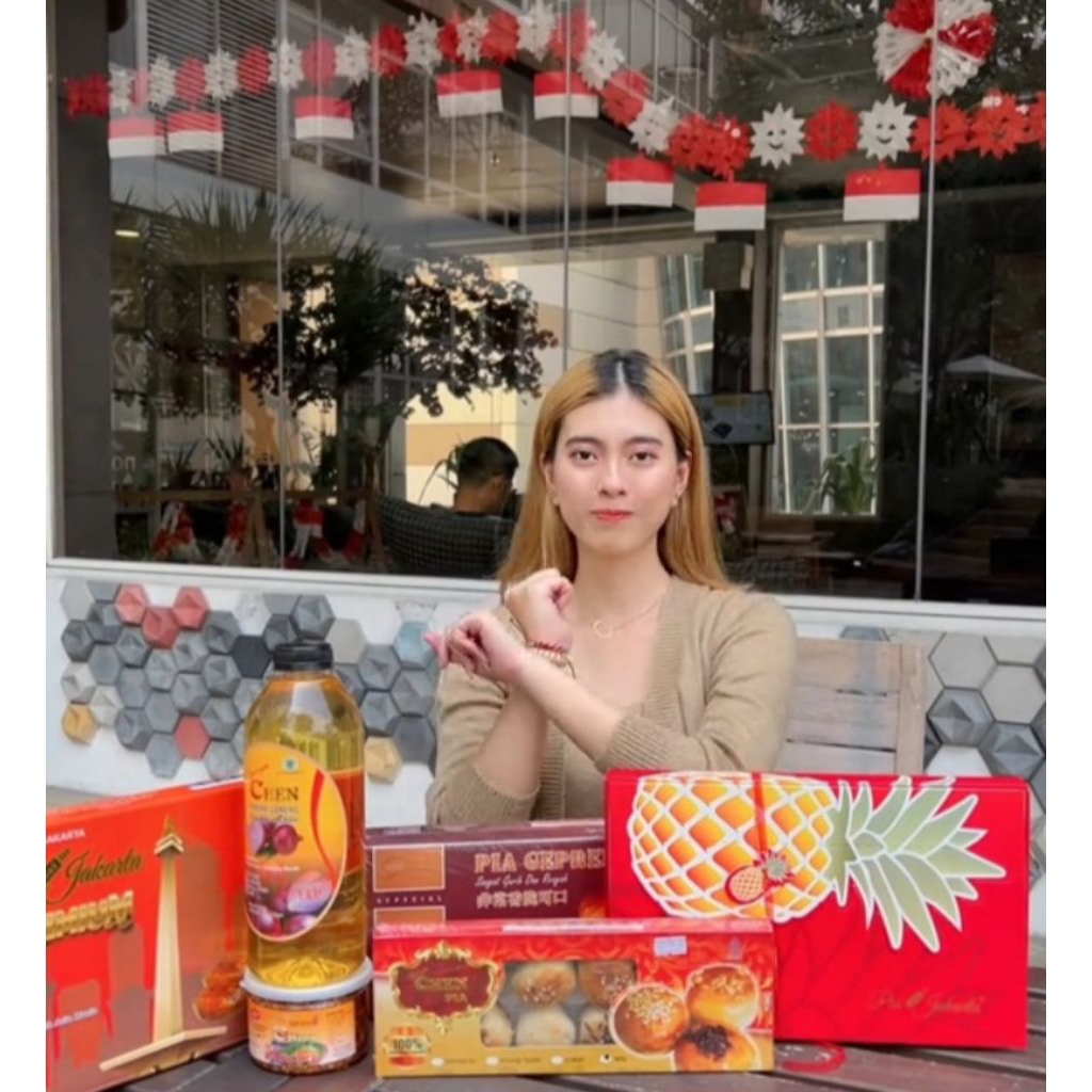 

Pia Nanas Premium Pia Just in Jakarta - Oleh Oleh Pia Just in Jakarta