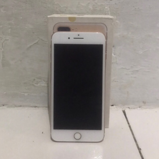 iPhone 7 plus Second