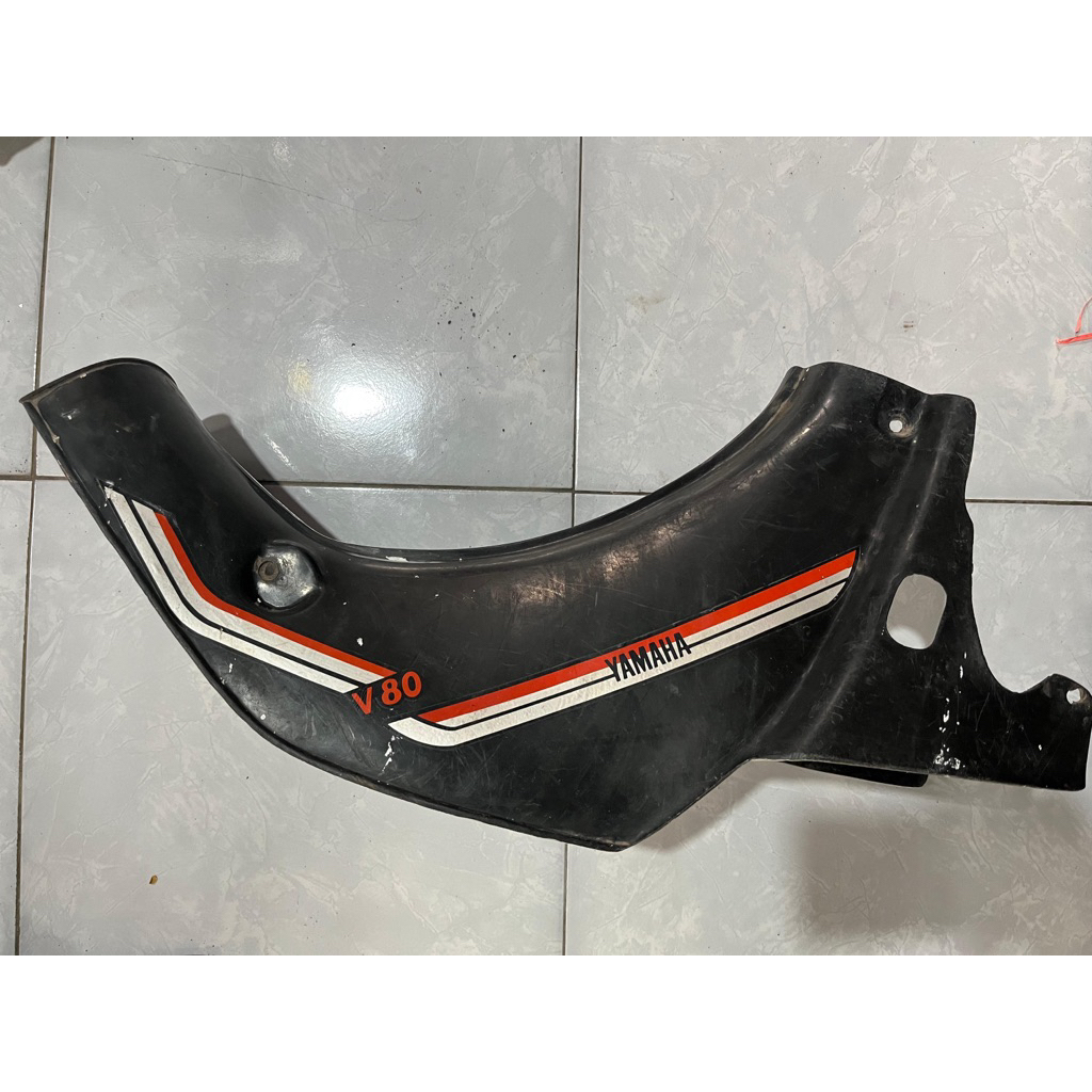 Sayap Tengah Yamaha V75-V80 ORI