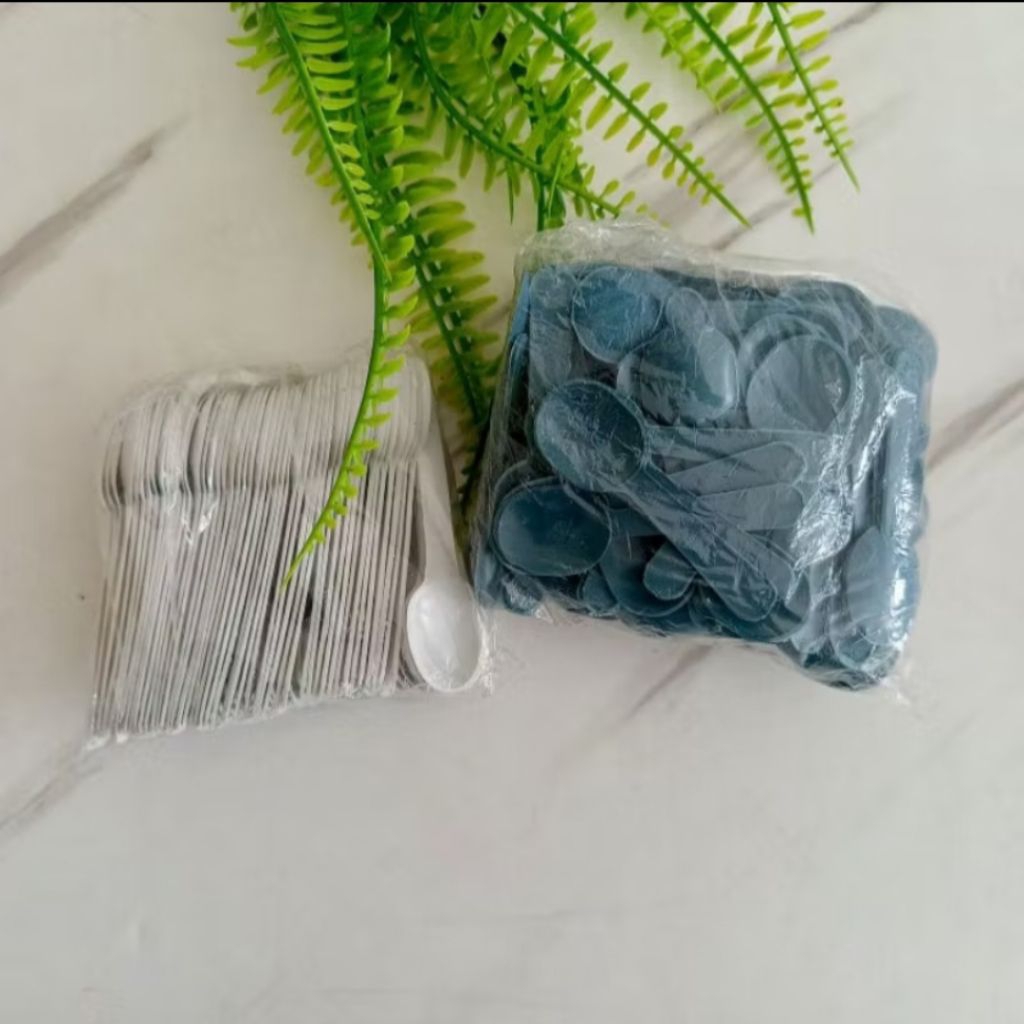 Sendok Plastik Kecil