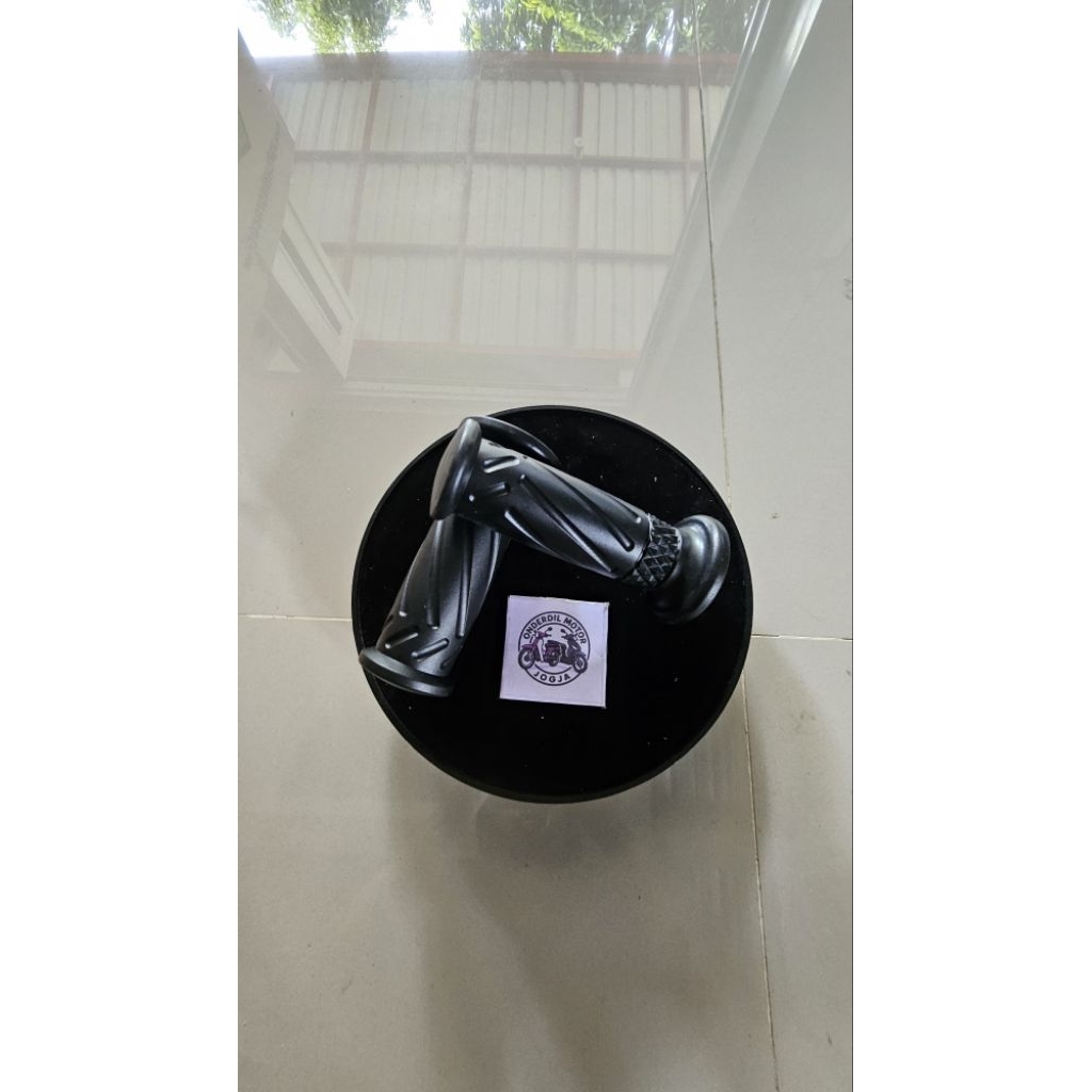 Handfat karet setir kanan kiri Motor Mio 08 merek tenshi