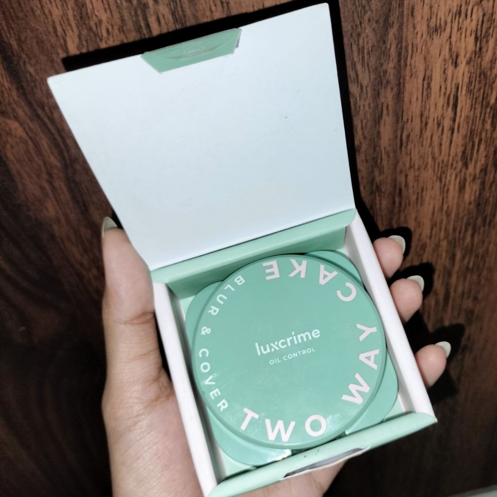 Luxcrime Two Way Cake Mini (Shade Opera)