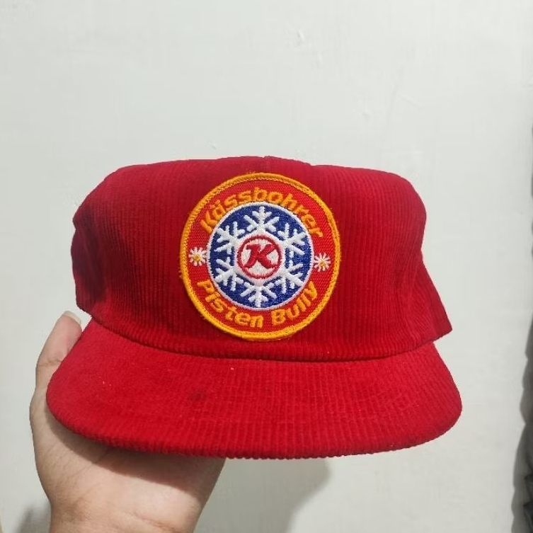 topi Vintage Corduroy Patch Swingster