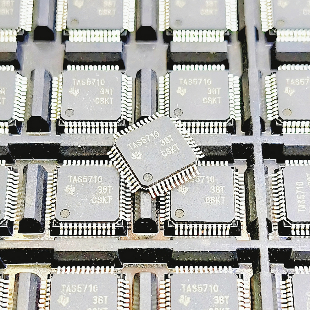 IC TAS5710 IC AUDIO KORG PA600 PA900 IC TAS5710
