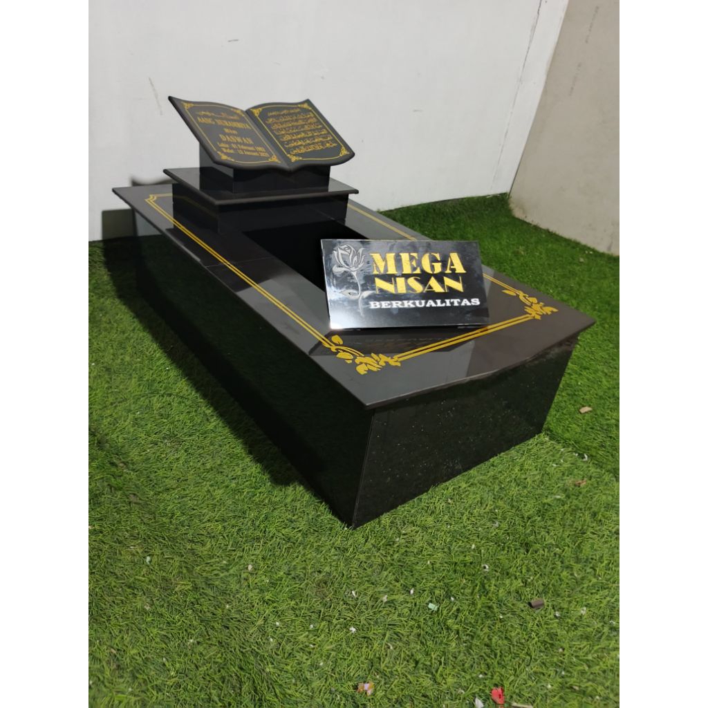 FUL SET MAKAM ANAK(80X45)MEGA NISAN GRANIT TILE +PCKING KAYU