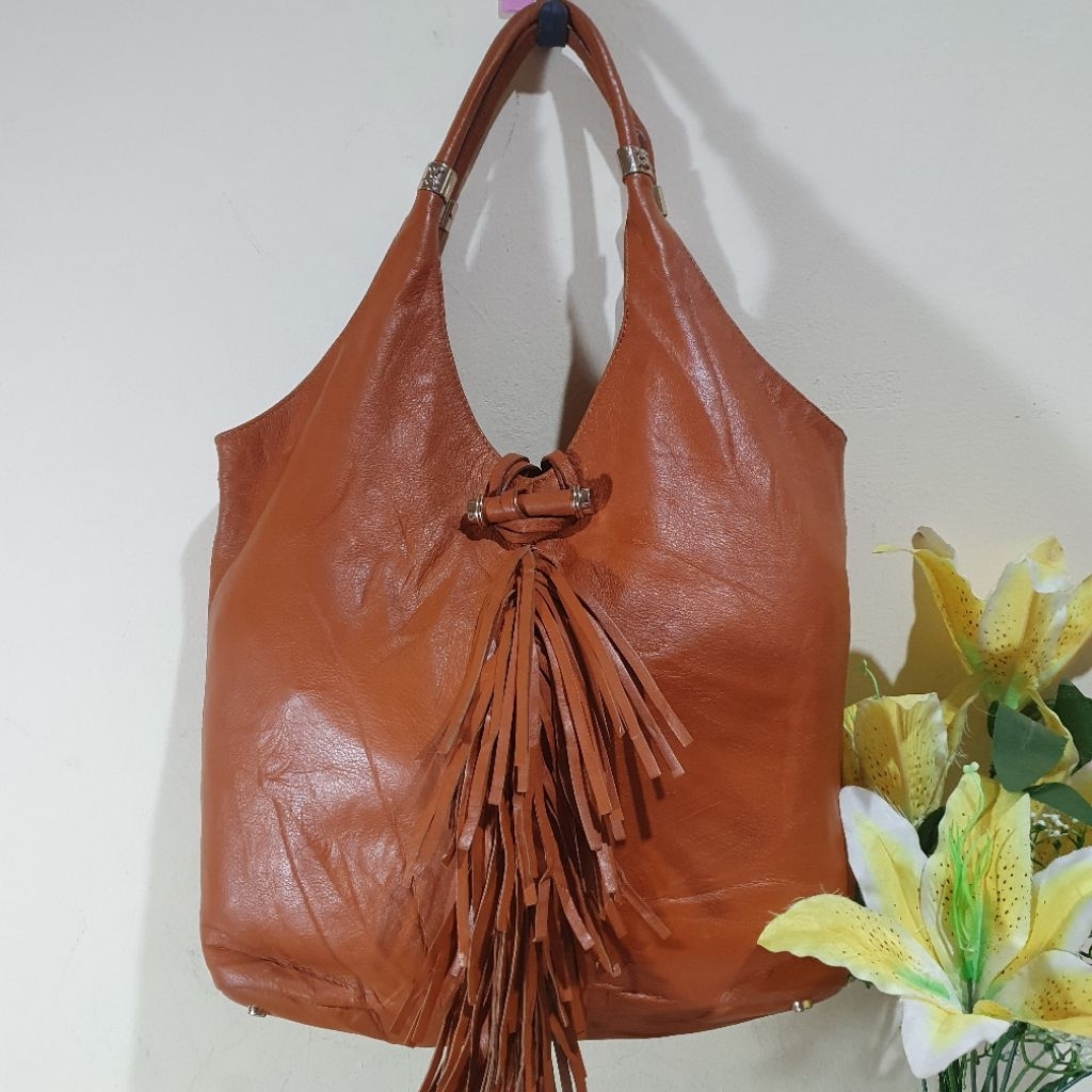 Tas Shoulder bag Kulit Asli Rumbai Coccinelle Preloved