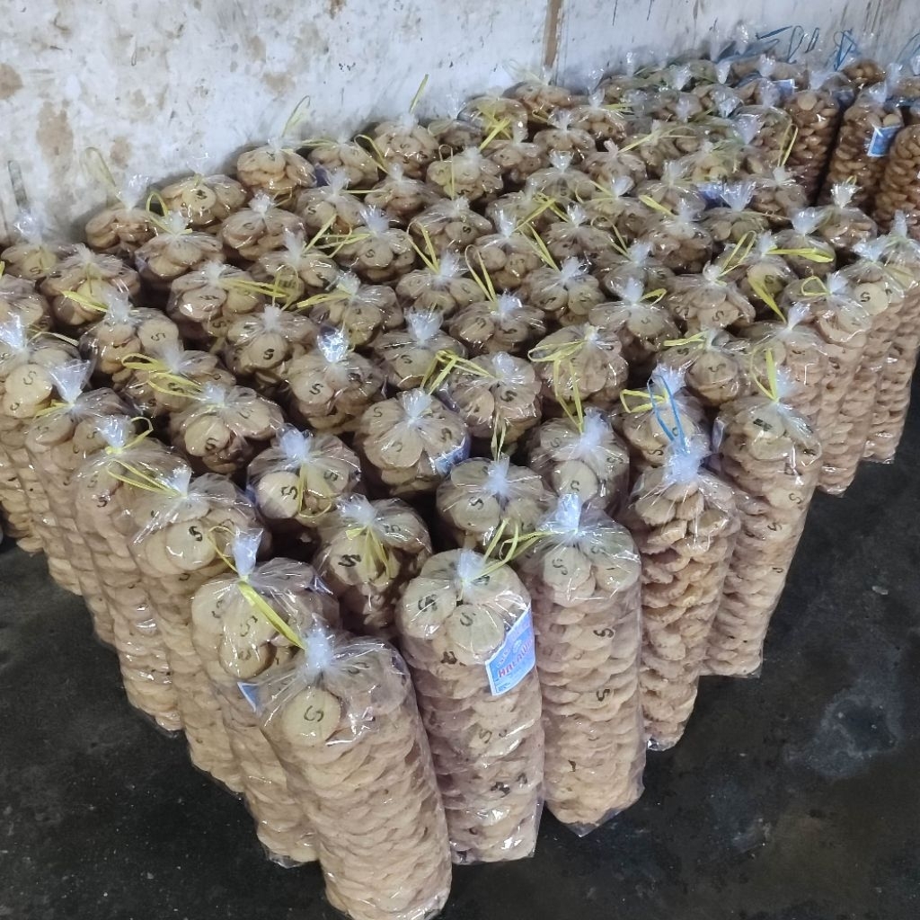 

Bolu Kering Jadul 2kg Tanpa Bahan pengawet