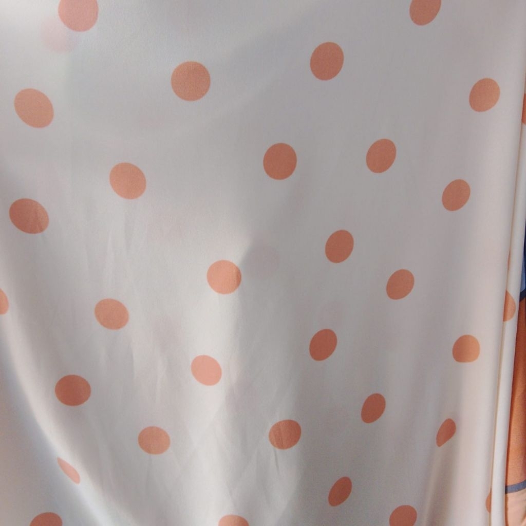 Kain Satin Silk Motif Polkadot Premium – Bahan Licin & Elegan Motif Abstrak | Kain Meteran ap