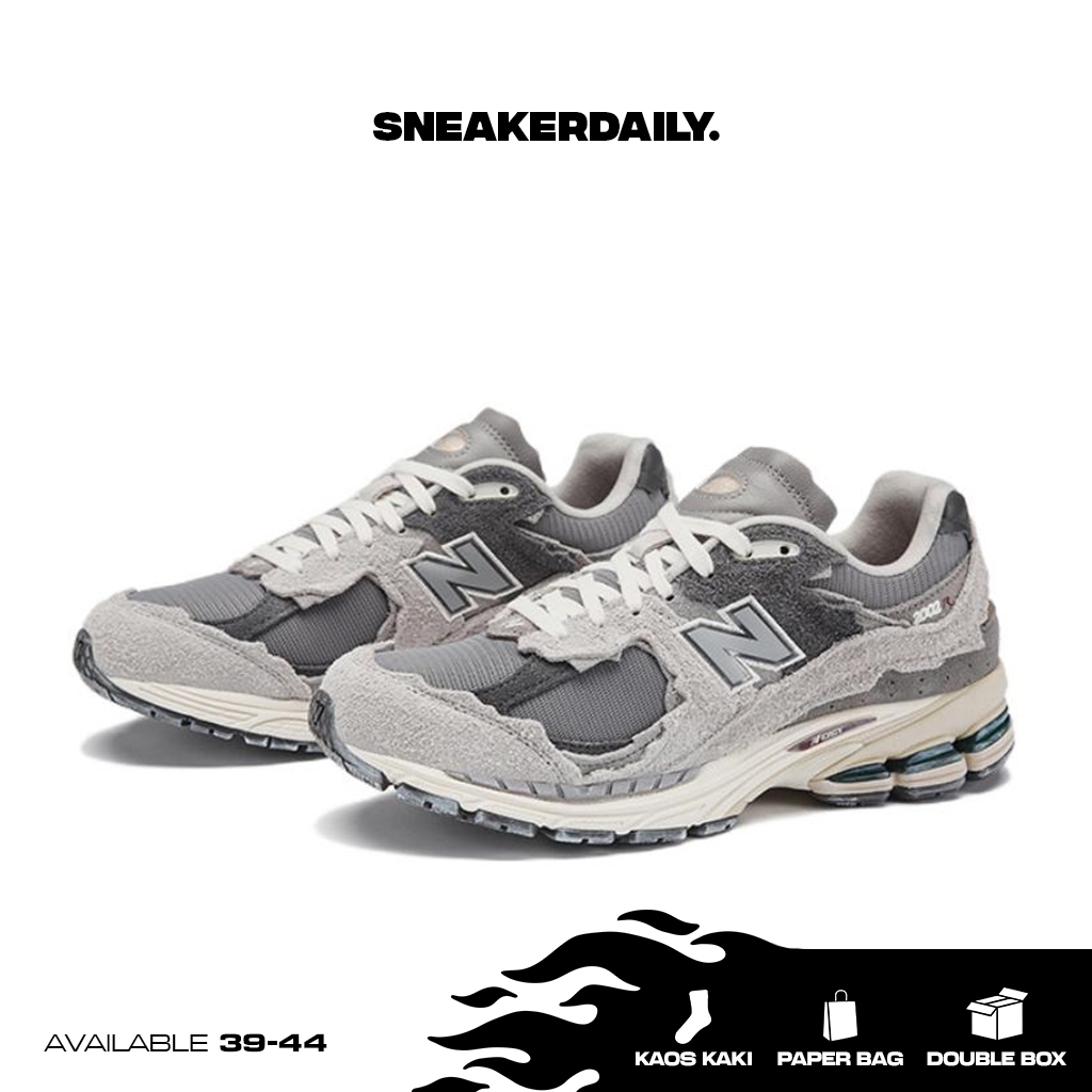 SNEAKERSDAILY NB 2002R Protection Pack Rain Cloud M2002RDA