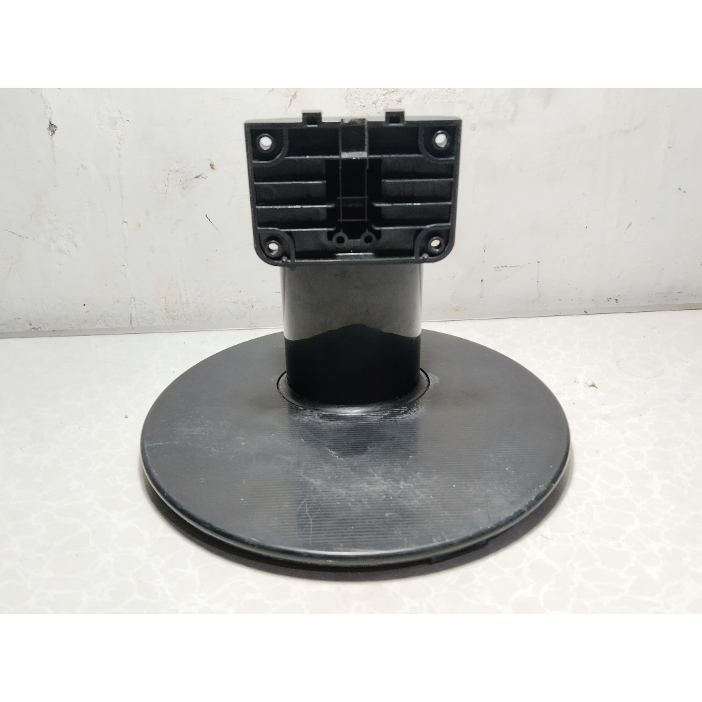 Kaki Monitor LCD 17inch Wide LG Flatron L177WSB