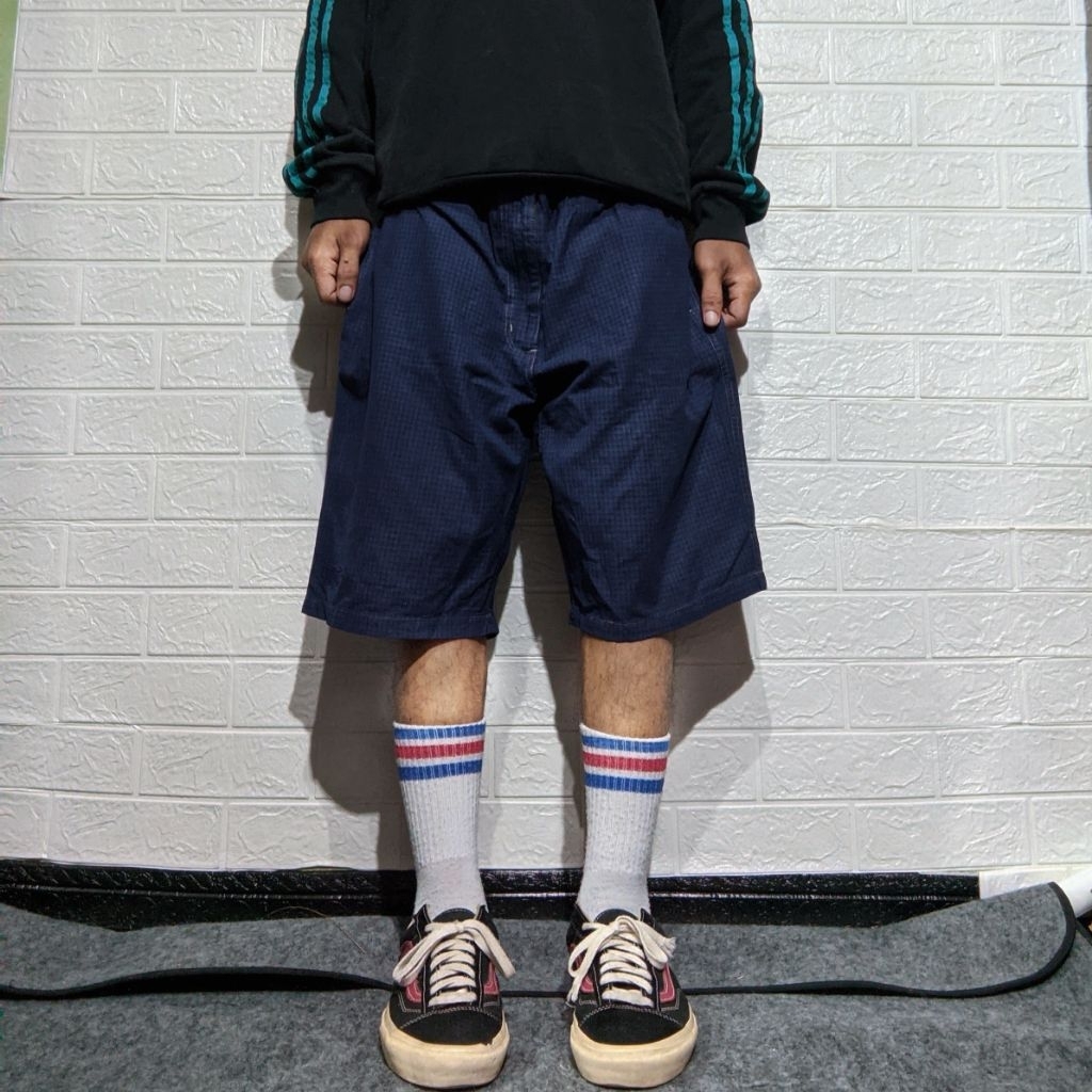 Size 30-37 Celana Pendek Shortpants Relaxed Bear Dark Blue Gingham Original Second Preloved #CP63