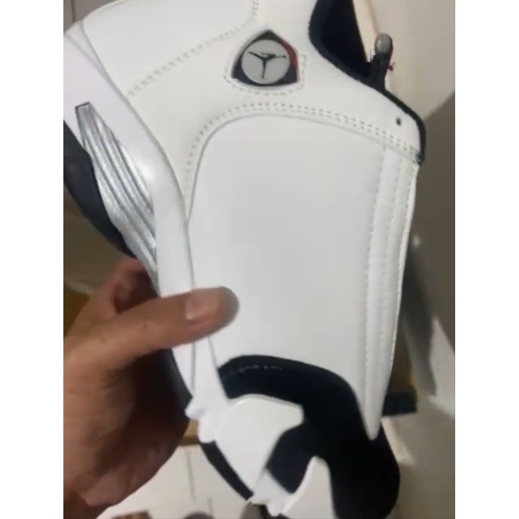 SEPATU JORDAN 14 BLACK TOE