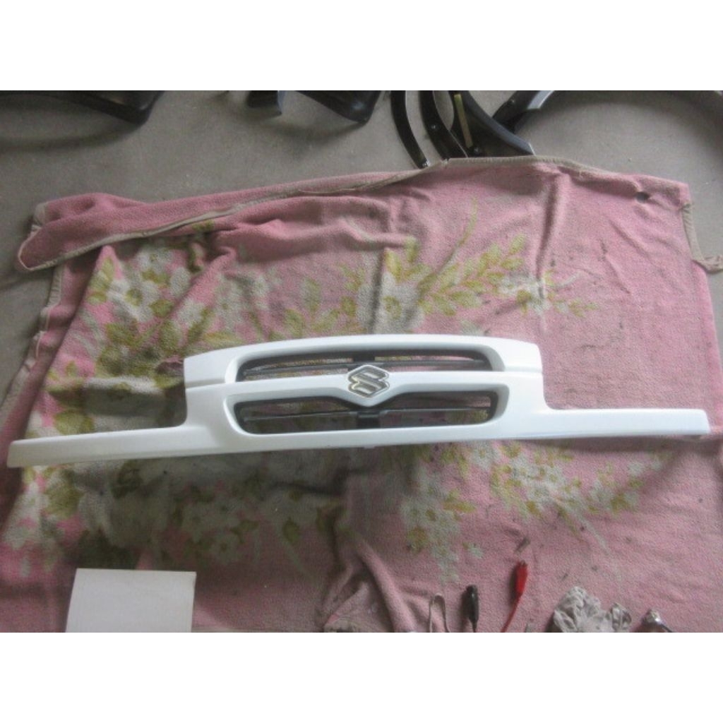 Grill depan Suzuki Grand Escudo 1.6/2.0/XL7
