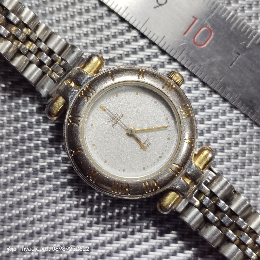 Jam Timex D7 Roman Case Vintage Bekas