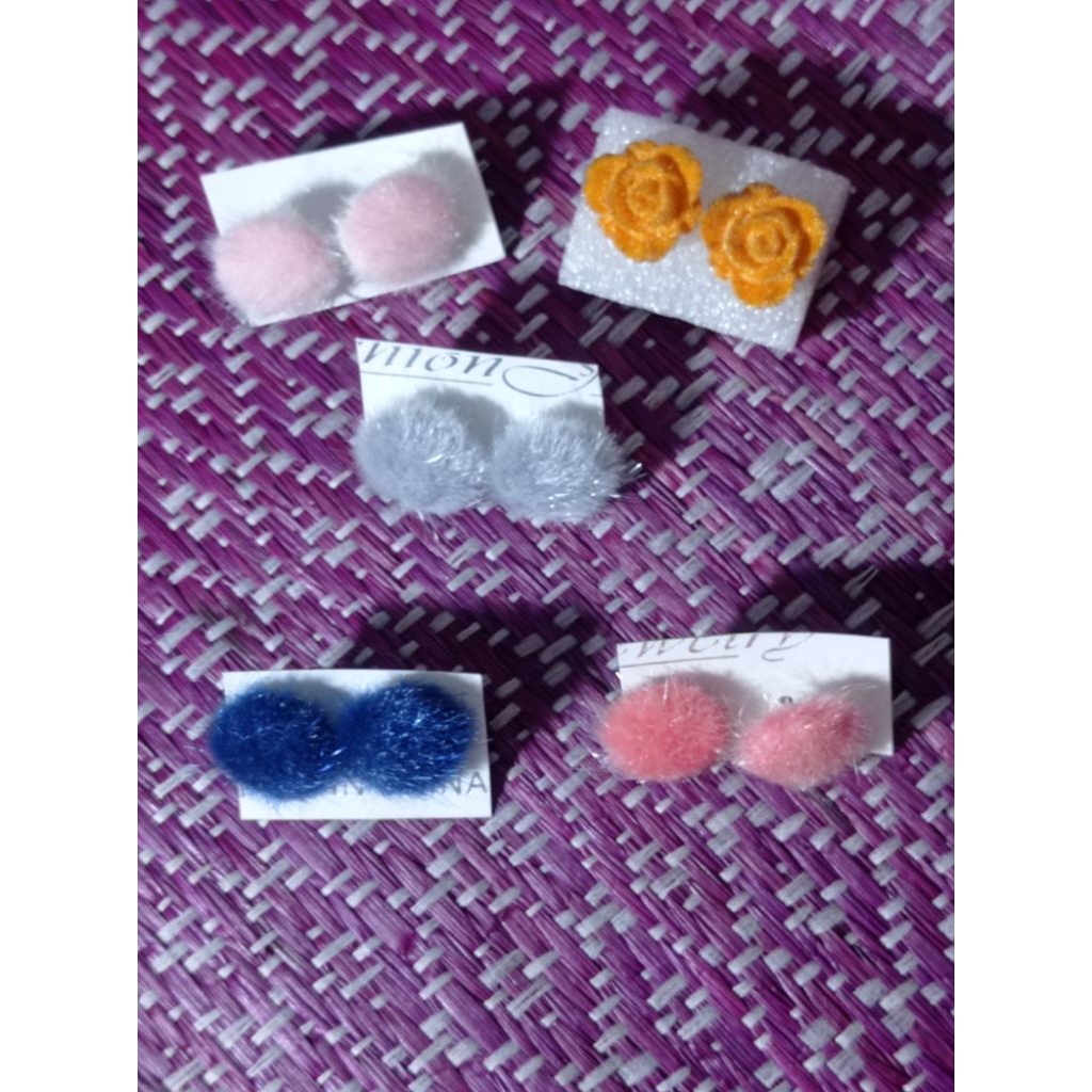 Giwang Bulu, Giwang Bunga