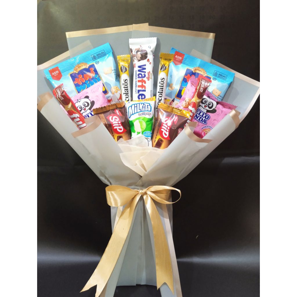 

Buket Snack/bucket ulang tahun/bucket wisuda