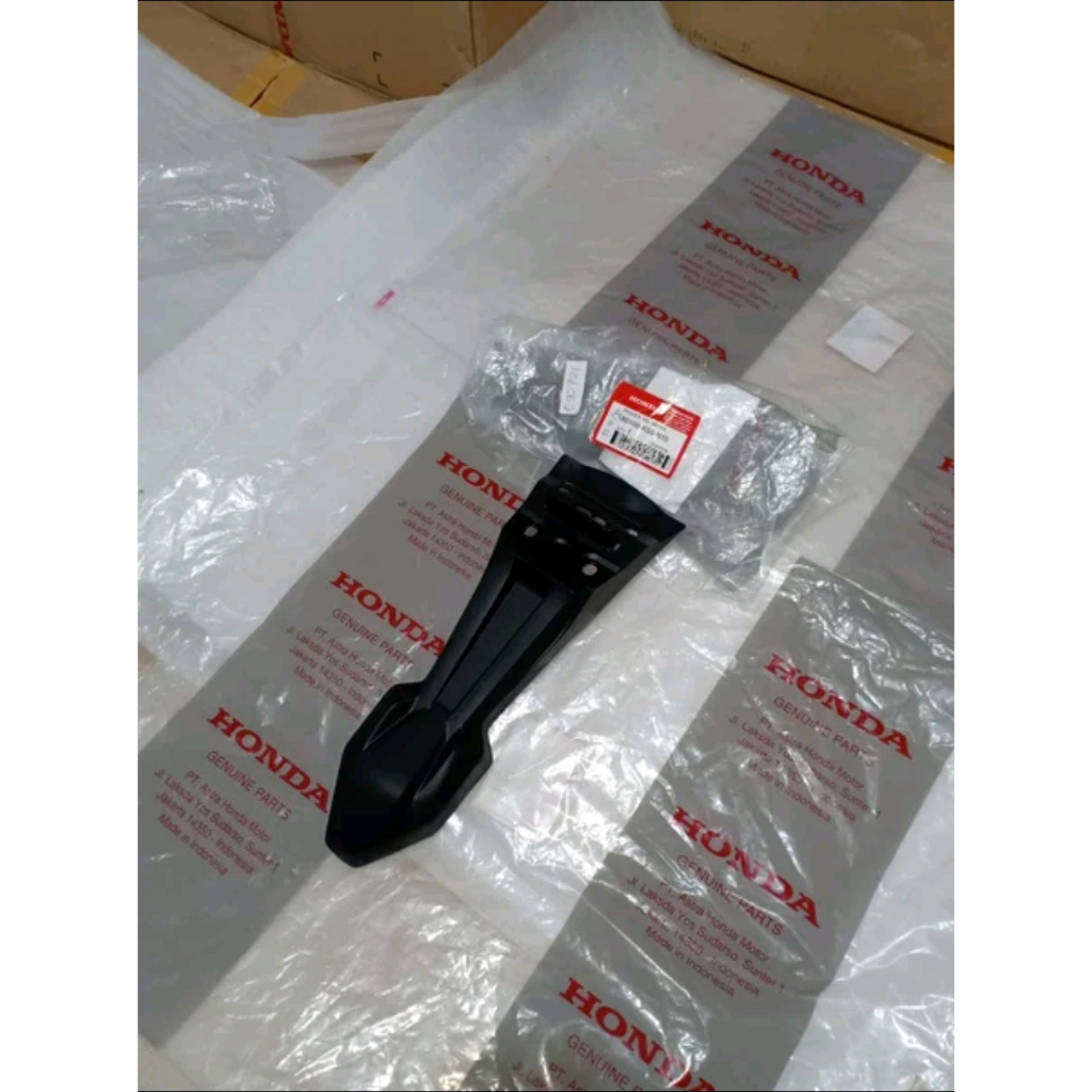 Spakbor belakang fender RR upper supra GTR 150 original