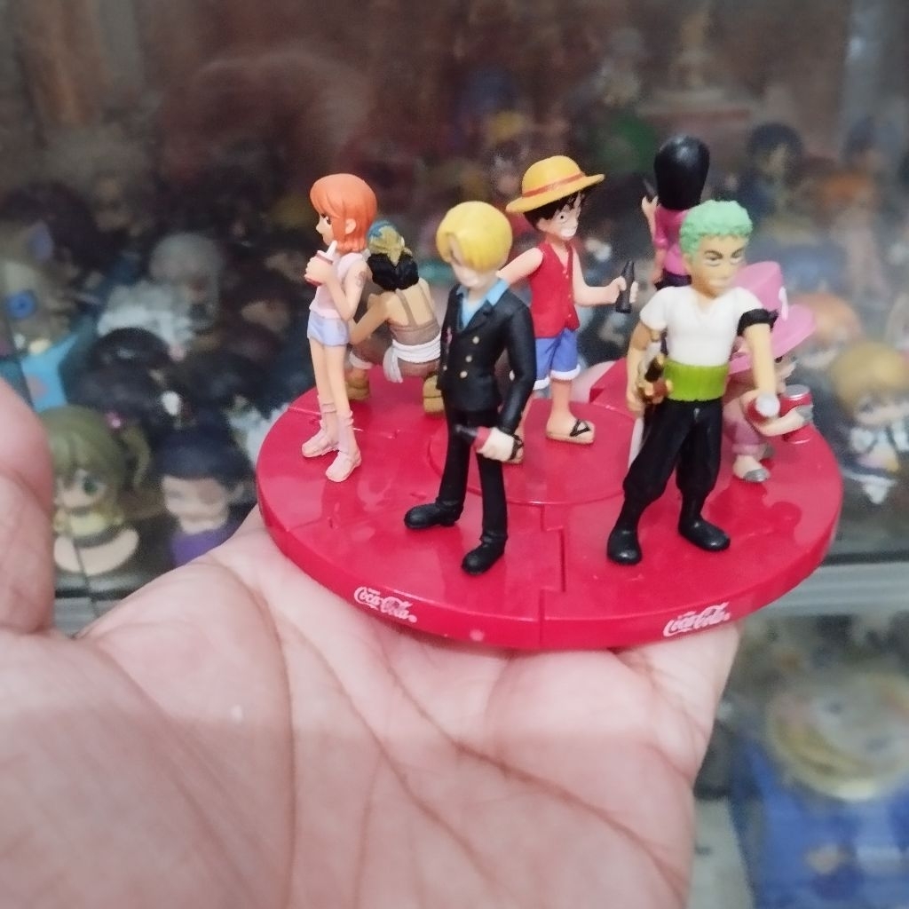 figure one piece 8 karakter coca cola