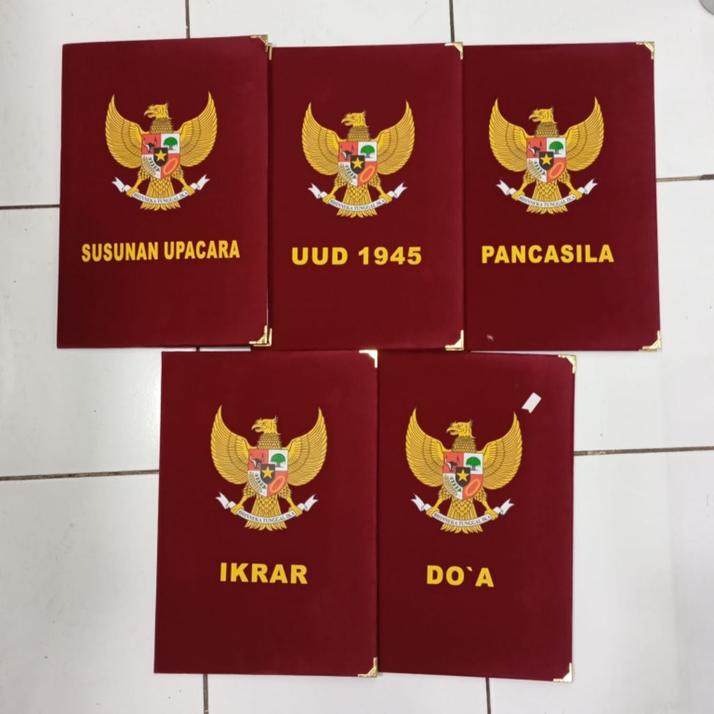 

Map upacara sablon ukuran F4 bahan bludru