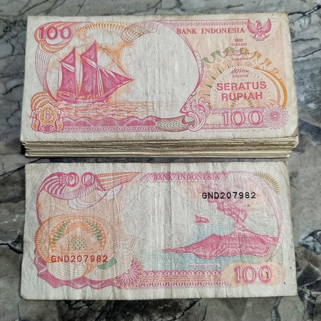 uang kuno 100 Rupiah perahu pinisi tahun 1992