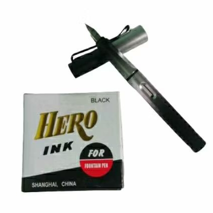 

Tinta Hero dan pena