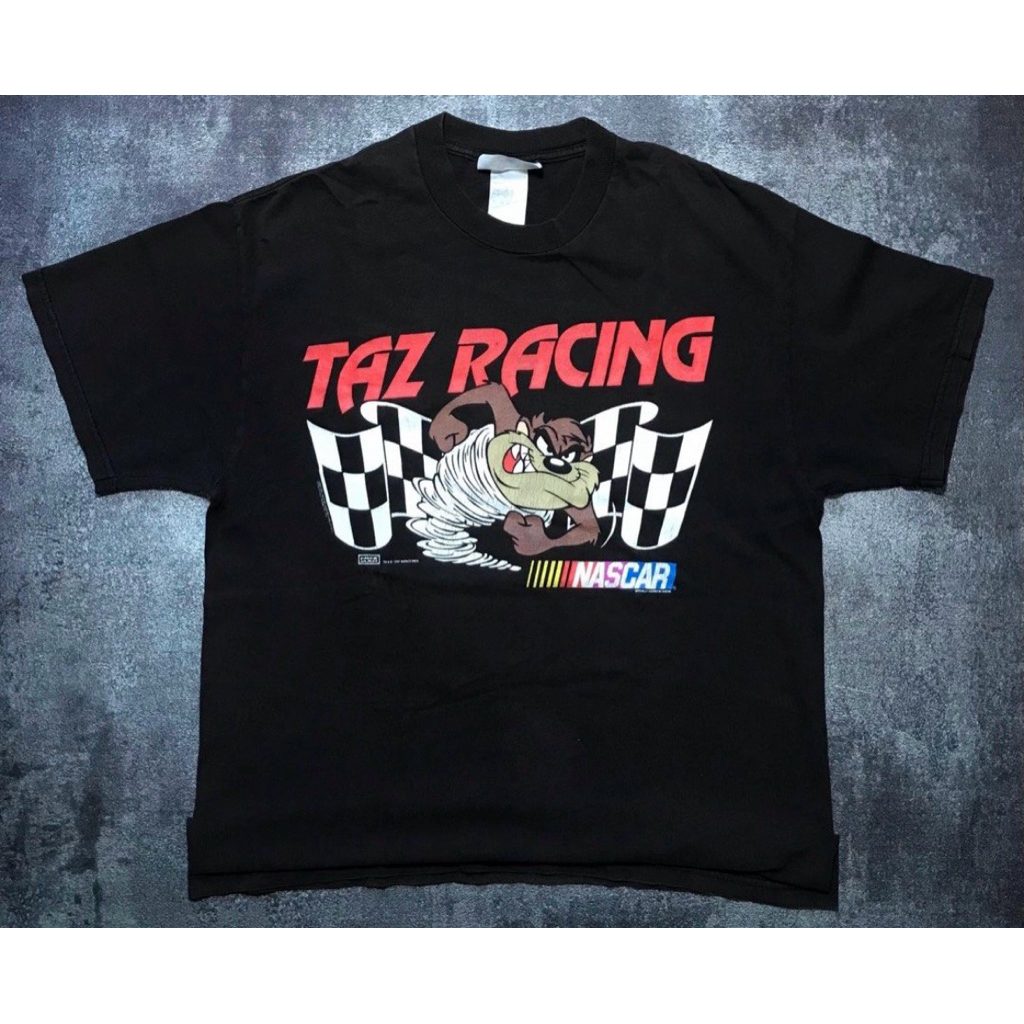 Kaos Nascar x Looney Tunes