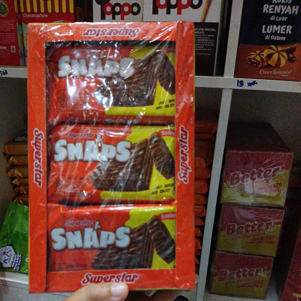 

superstar snap snack
