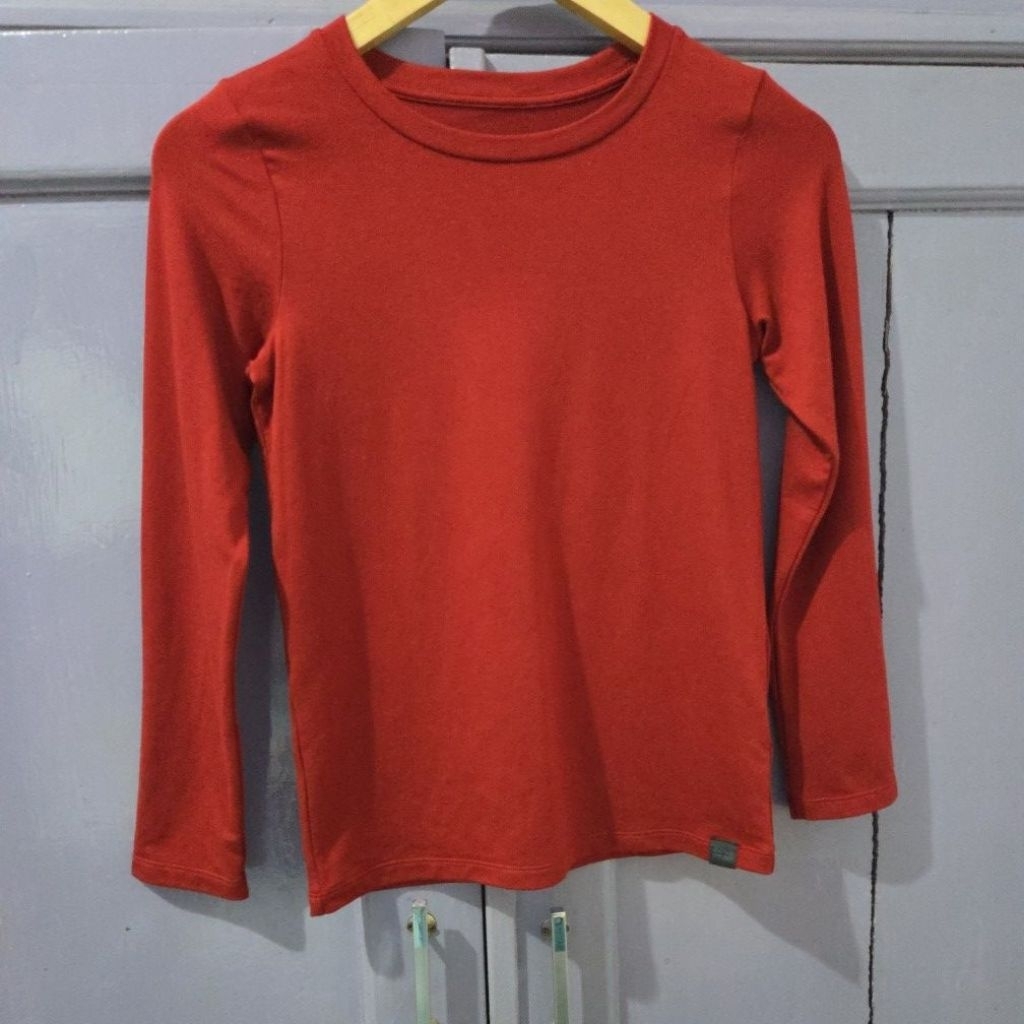 PRELOVED ATASAN HEATTECH UNIQLO