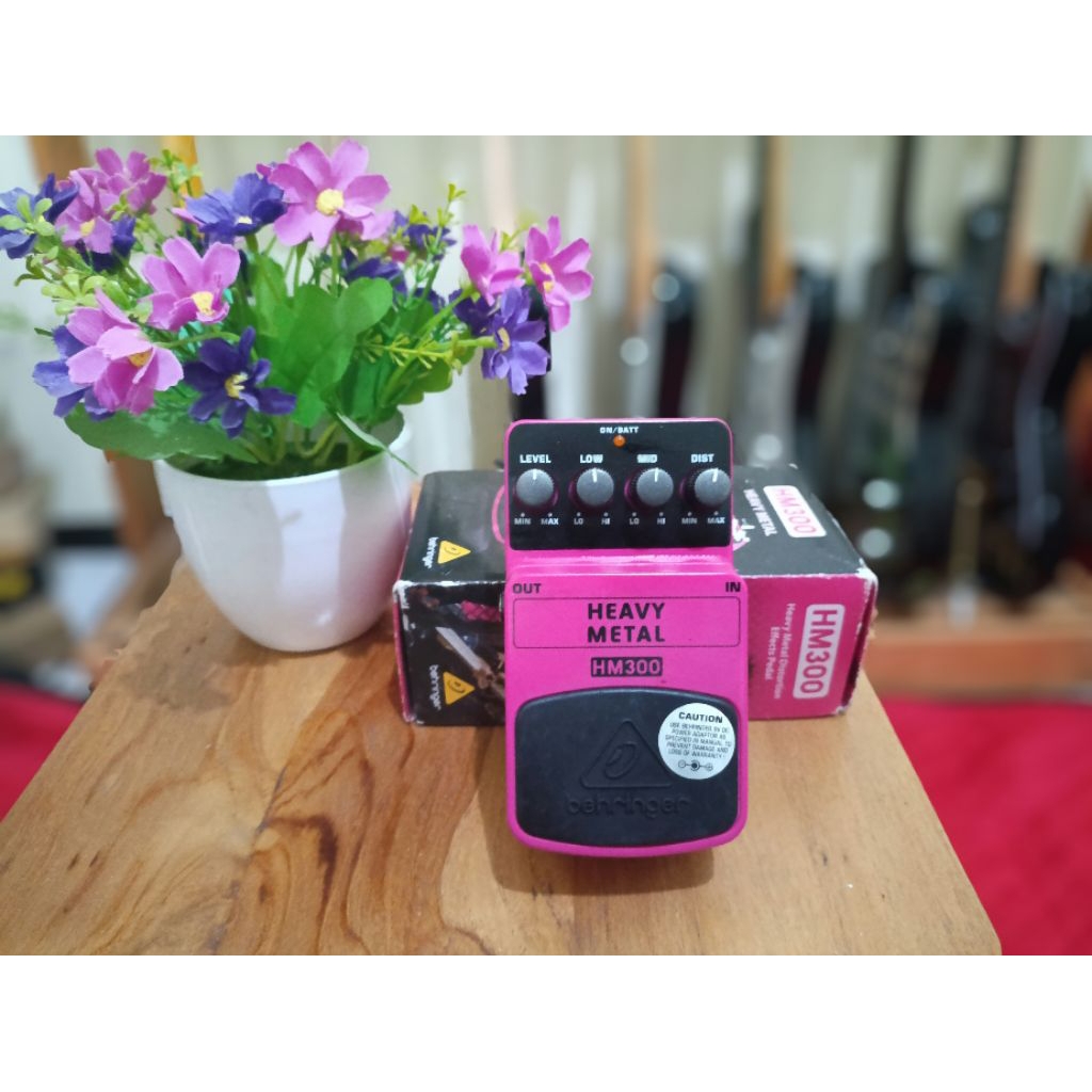 Efek gitar Behringer HM300 heavy metal distorsi efek distorsi high gain mulus
