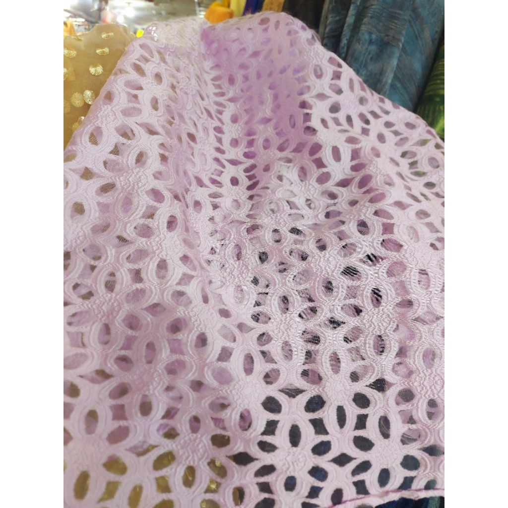 kain organza motif premium  - kain organza kaca - kain organza antik - kain organza butik( Lilac) nv